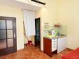 Jadranovo, Kuchyně v ubytování typu studio-apartment, WiFi.