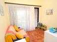 Jadranovo, Wohnzimmer in folgender Unterkunftsart studio-apartment, WiFi.