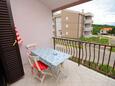 Jadranovo, Terrasse in folgender Unterkunftsart studio-apartment, WiFi.