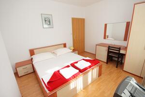 Pokoj Vinjerac Pokoj Vinjerac, Zadar (S-3248-a)