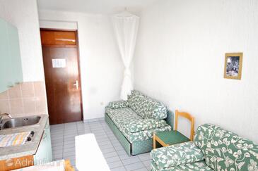 Apartments by the sea Rtina - Miletići, Zadar - 3257