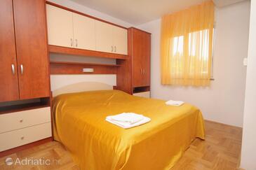 Apartments with swimming pool Zadar - Diklo, Zadar - 3258