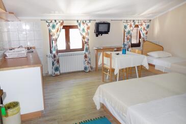 Appartamenti e camere accanto al mare Petrcane, Zara - Zadar - 3260