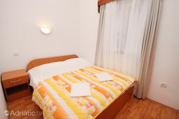 Apartments by the sea Rogoznica - 3262