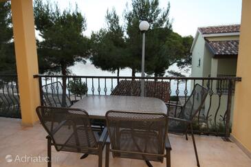 Apartments by the sea Rogoznica - 3265