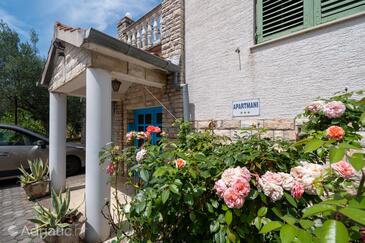 Ferienwohnungen und Zimmer am Meer Mrljane, Pasman - 327