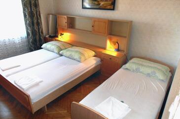 Family-friendly apartments with swimming pool Sukošan, Zadar - 3273
