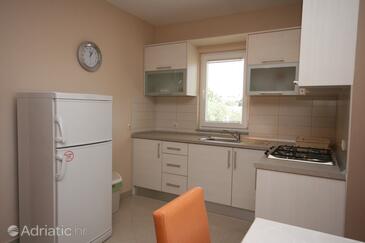 Apartmani s parkingom Novalja, Pag - 3294