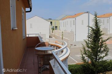 Apartments with parking space Petrčane, Zadar - 3300