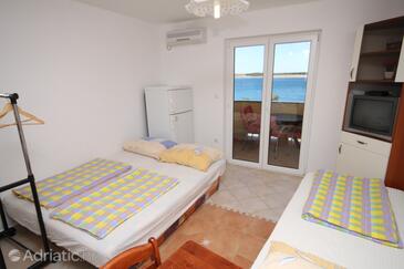Apartments by the sea Povljana, Pag - 3316