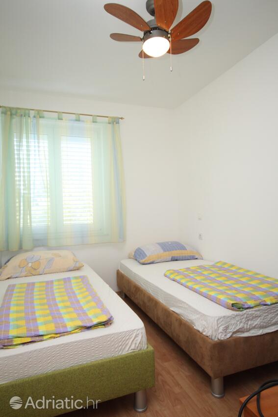 Apartments by the sea Povljana, Pag - 3316