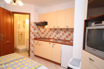 Apartments by the sea Povljana, Pag - 3316