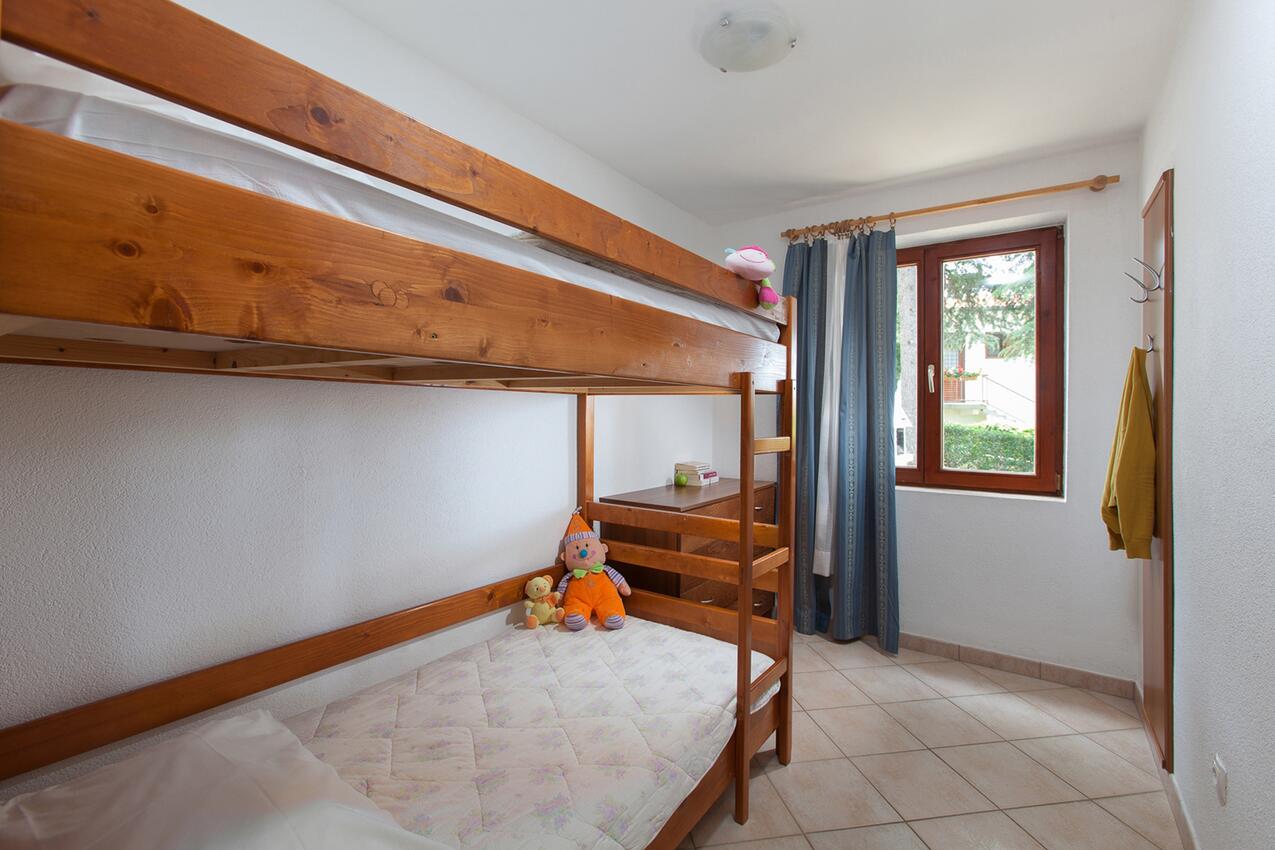 A-3339-a - Privatunterkunft - Ferienwohnungen am Meer Dajla, Novigrad