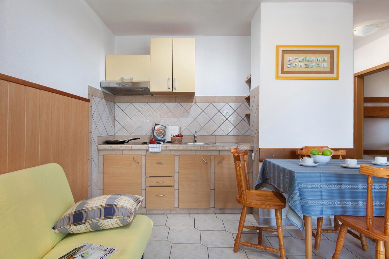A-3339-a - Privatunterkunft - Ferienwohnungen am Meer Dajla, Novigrad