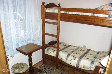 Apartmaji z bazenom za družine z otroci Kraj, Pašman - 334