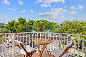 Two bedroom apartment Kraj, Pašman (A-334-b(