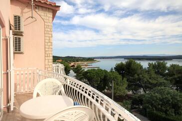 Čtyřpokojový apartmán Kraj, Pašman (A-334-f(