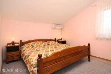 Appartamenti con piscina per famiglie Kraj, Pasman - 334