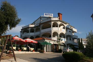 Rooms with terrace Vrsar, Istria