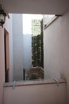 Apartments with terrace Novigrad, Istria