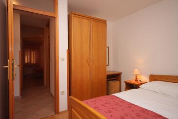 Apartments with terrace Novigrad, Istria