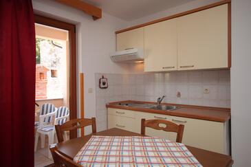 Apartments with terrace Novigrad, Istria
