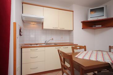 Apartments with terrace Novigrad, Istria