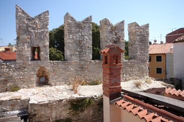 Apartments with terrace Novigrad, Istria