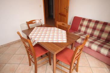 Apartments with terrace Novigrad, Istria