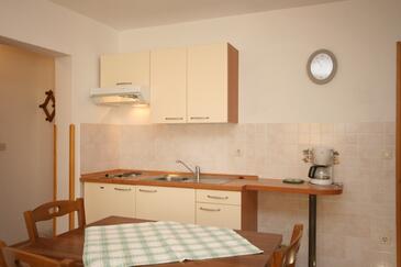 Apartments with terrace Novigrad, Istria