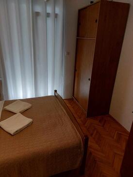 Appartamenti con parcheggio Kraj, Pasman - 335