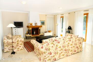 Luxury villa with a swimming pool Karigador, Novigrad - 3356