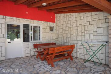 Apartments with swimming pool Umag - 3358