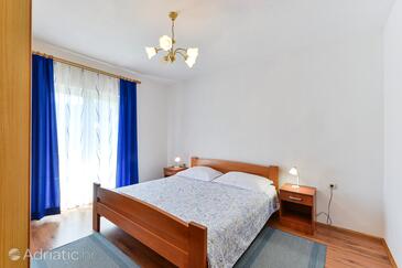 Apartmanok és szobák a tenger mellett Tkon, Pasman - 336