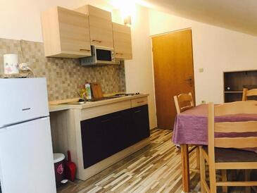 Tkon, Keuken in accommodatietype apartment, WiFi.