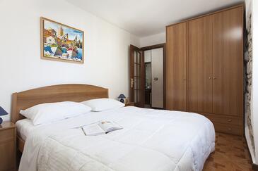 Feriehus ved havet Novigrad - 3365