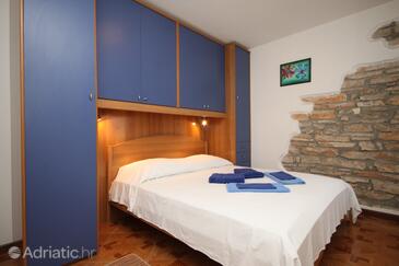 Feriehus ved havet Novigrad - 3365