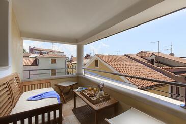 Feriehus ved havet Novigrad - 3365