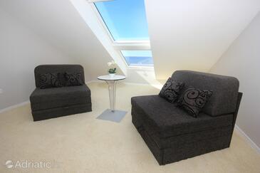 Zimmer mit Pool Zecevo Rtic, Rogoznica - 3388