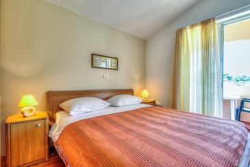 Family-friendly apartments with swimming pool Bašanija, Umag - 3402