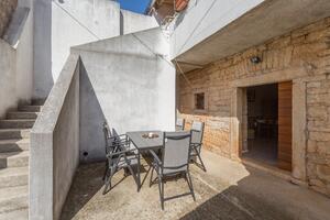 Casa di due stanze Villa di Rovigno - Rovinjsko Selo Casa di due stanze Villa di Rovigno - Rovinjsko Selo, Rovigno - Rovinj (K-3431)