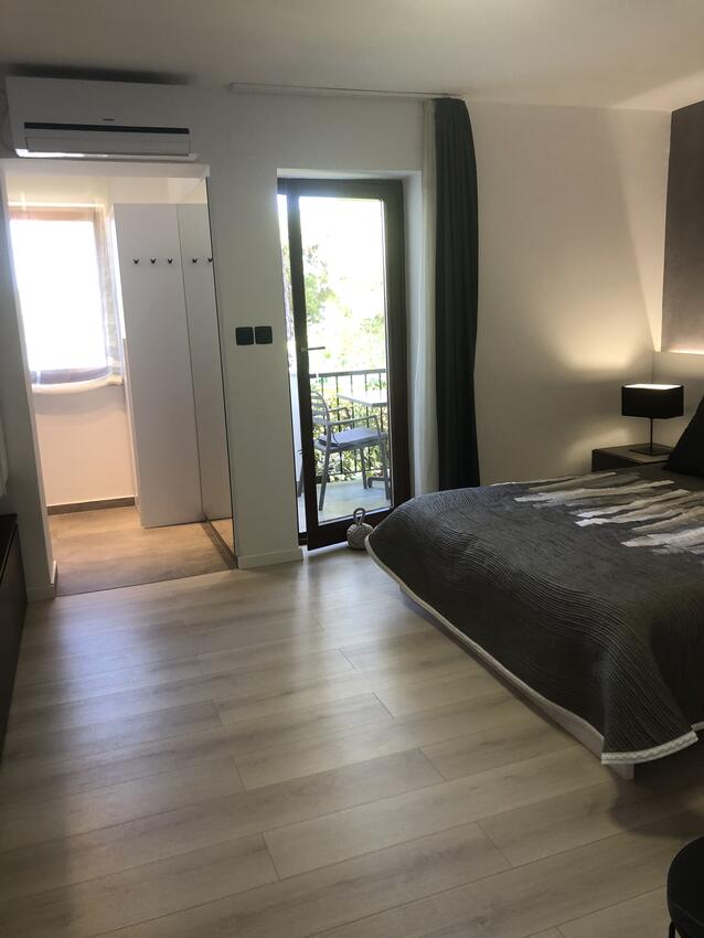 AS-3444-b - Private accommodation - Apartments by the sea Mali Lošinj, Lošinj