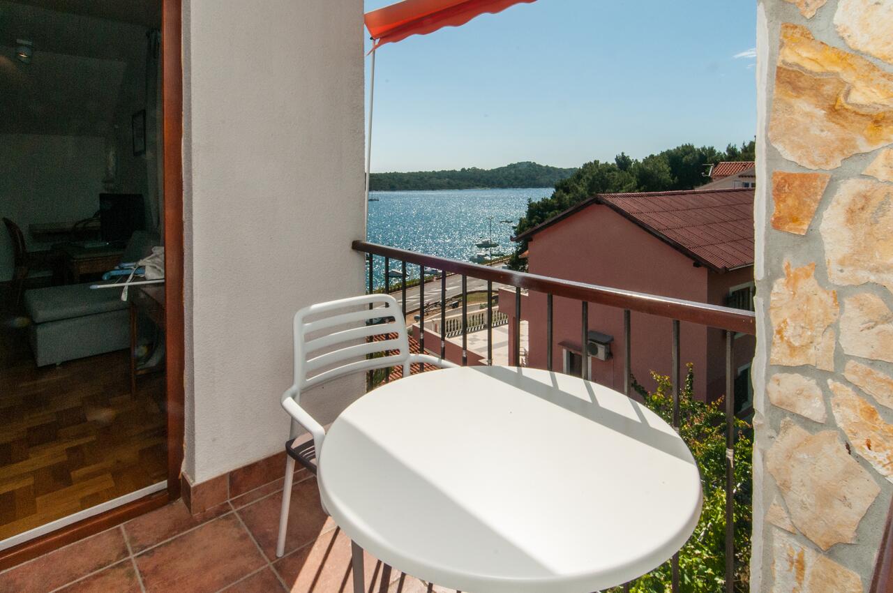 AS-3444-e - Private accommodation - Apartments by the sea Mali Lošinj, Lošinj