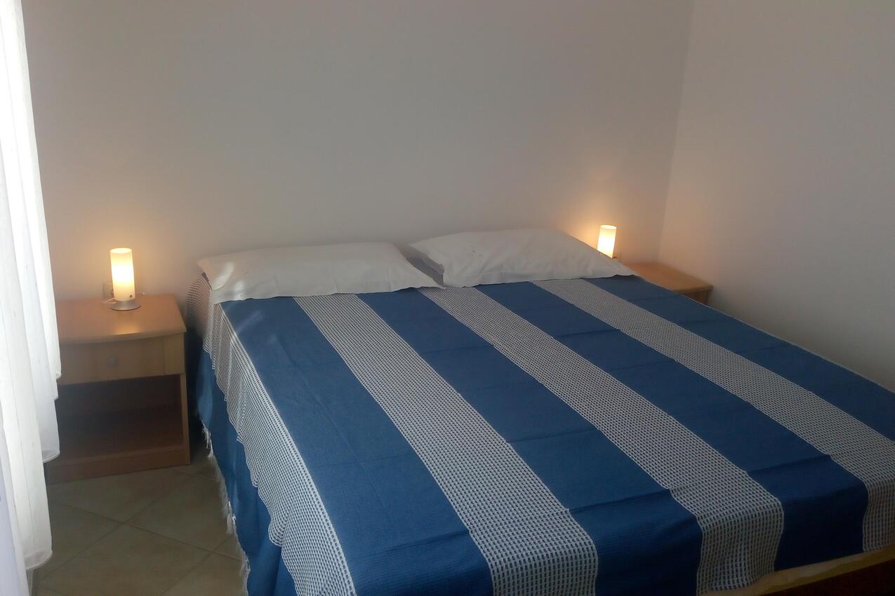 Appartamenti con parcheggio Kraj, Pasman - 3459