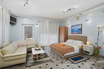 Lejligheder ved havet Kraj, Pasman - 3460