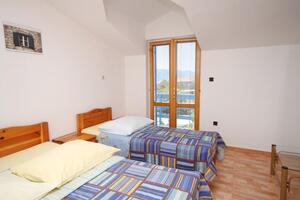 One bedroom apartment Sućuraj, Hvar (A-3589-a(