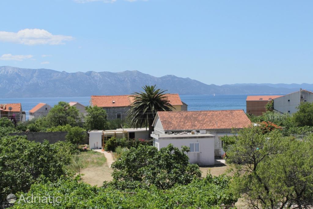 A-3589-b - Private accommodation - Apartments by the sea Sućuraj, Hvar