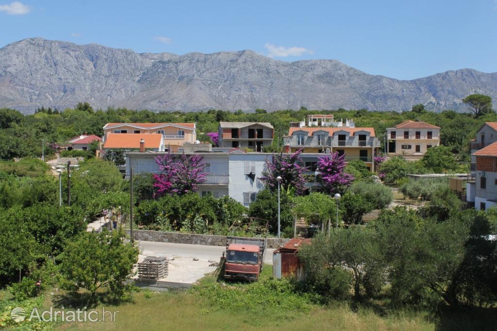 A-3589-c - Private accommodation - Apartments by the sea Sućuraj, Hvar