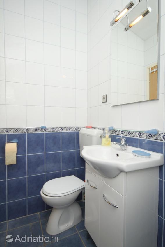 A-3589-c - Private accommodation - Apartments by the sea Sućuraj, Hvar