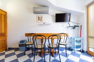 One bedroom apartment Sućuraj, Hvar (A-3589-c(